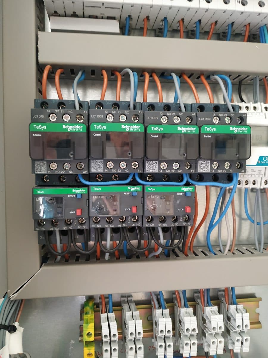 Automatización de sectores de riego en finca